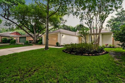 1359 Beaujolais Lane Houston TX 77077