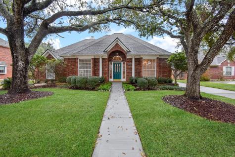1410 Briarbend Drive Sugar Land TX 77479