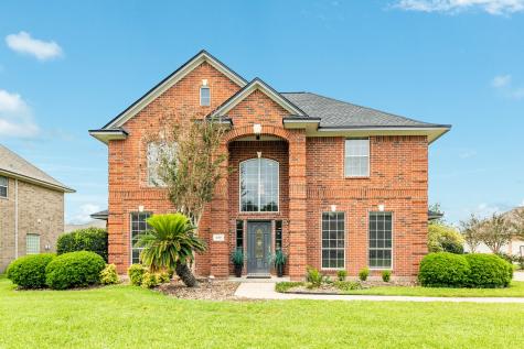 610 Walnut Street Lake Jackson TX 77566