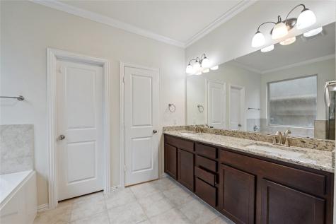2938 Fox Ledge Court Conroe TX 77301