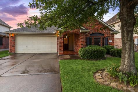 2209 Sabine Drive Deer Park TX 77536