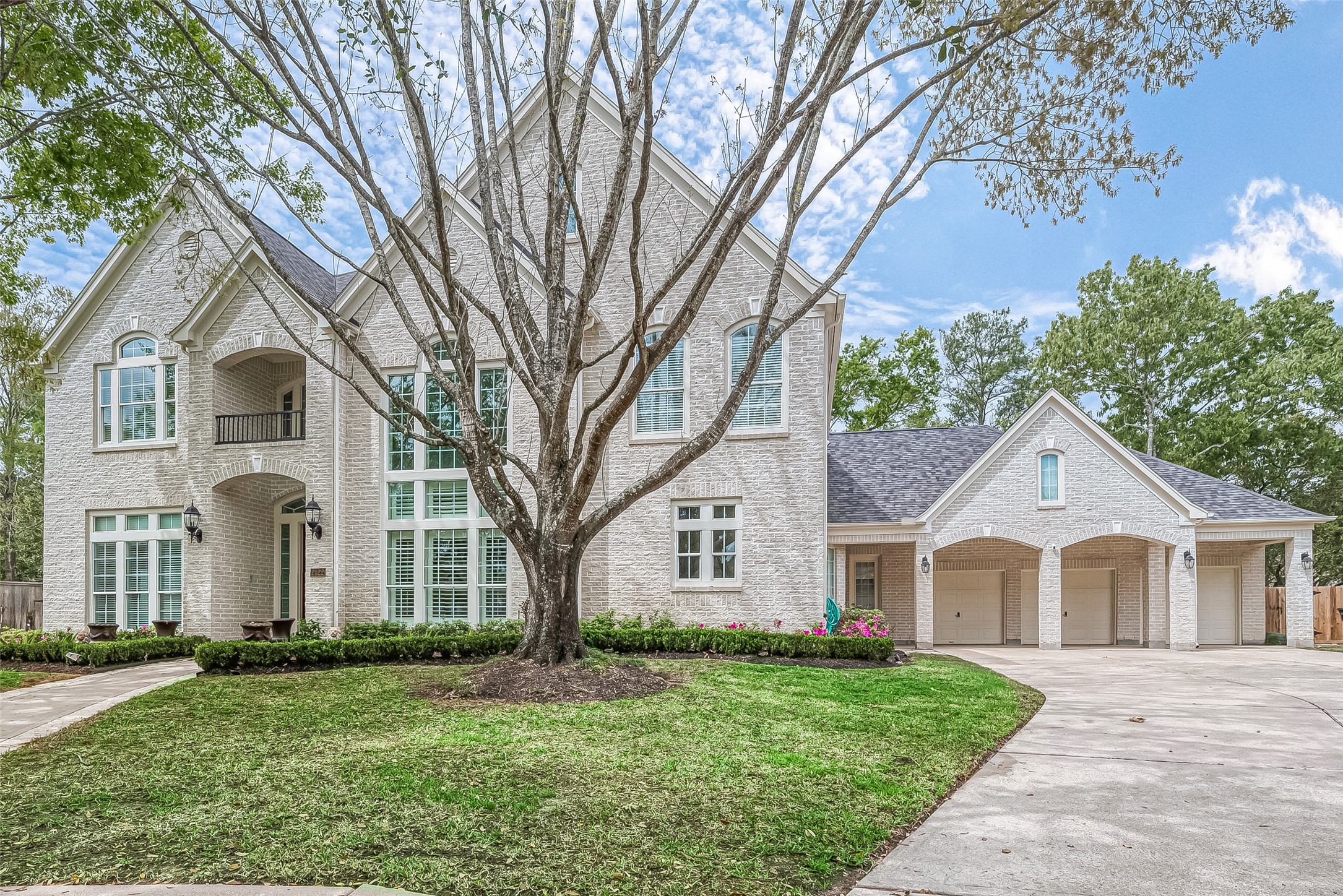 2522 Deep Oak Court Houston TX 77059