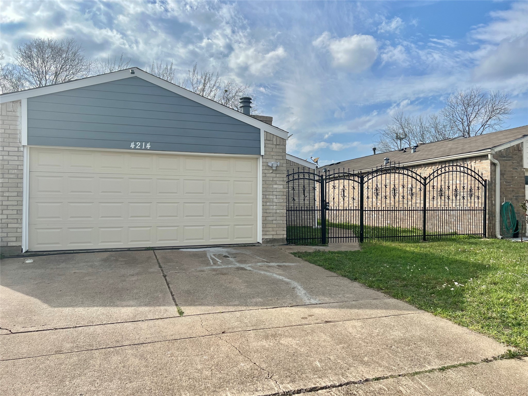 4214 Alief Village Drive Houston TX 77072