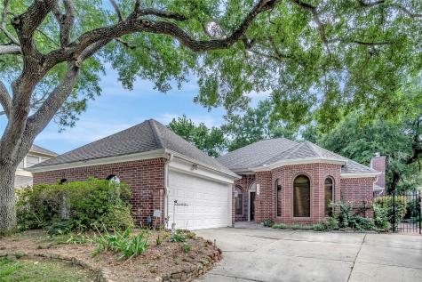 2034 Park Grand Road Houston TX 77062