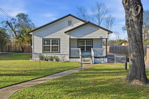 308 E Phillips Street Conroe TX 77301