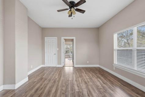 308 E Phillips Street Conroe TX 77301