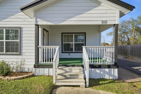 308 E Phillips Street Conroe TX 77301