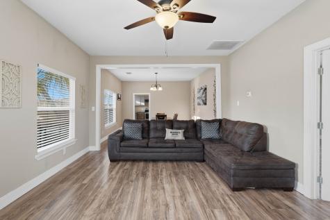 308 E Phillips Street Conroe TX 77301