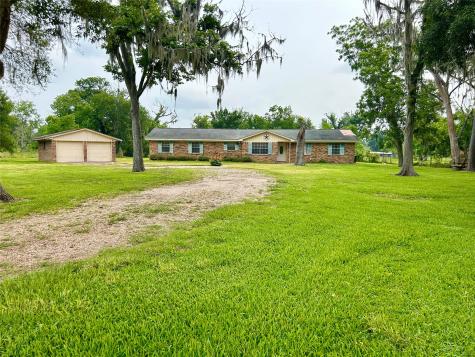 1434 County Road 878a Sweeny TX 77480