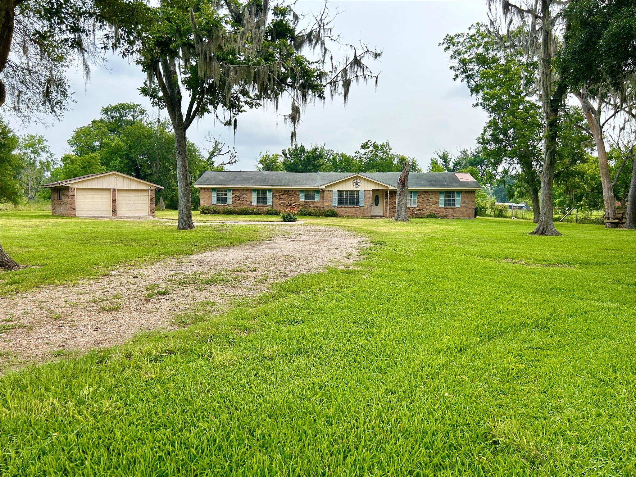 1434 County Road 878a Sweeny TX 77480