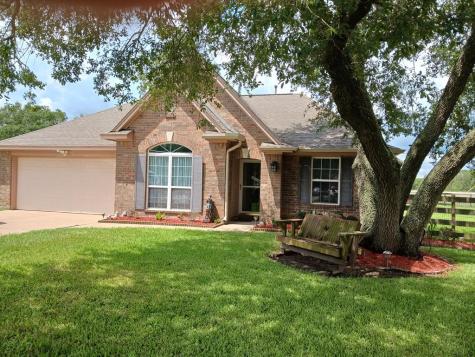 5426 Novak Court Danbury TX 77534