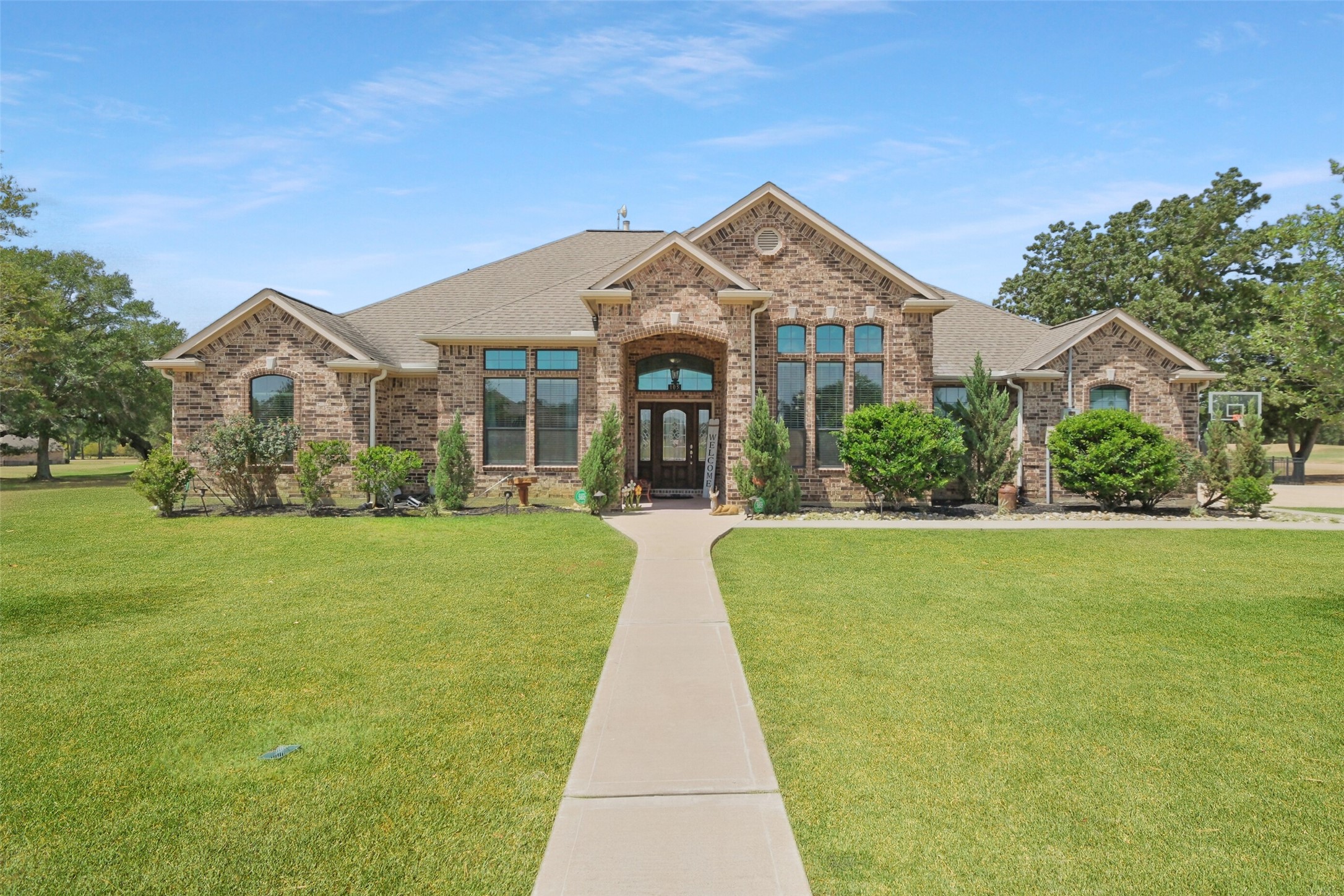 105 Hogan Lane Hempstead TX 77445