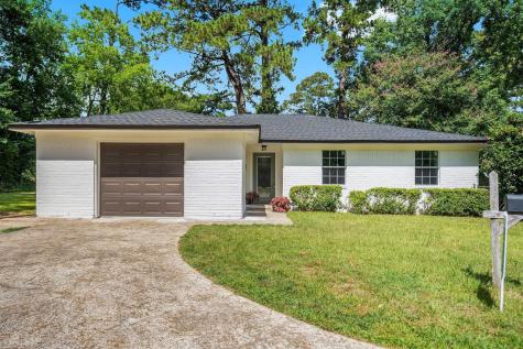 108 Robert Avenue Livingston TX 77351