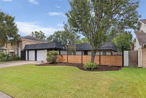 11410 Dorrance Lane Meadows Place TX 77477