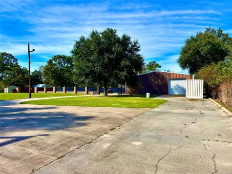 8766 Beauxart Garden Road Beaumont TX 77705