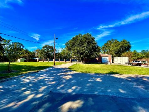 8766 Beauxart Garden Road Beaumont TX 77705