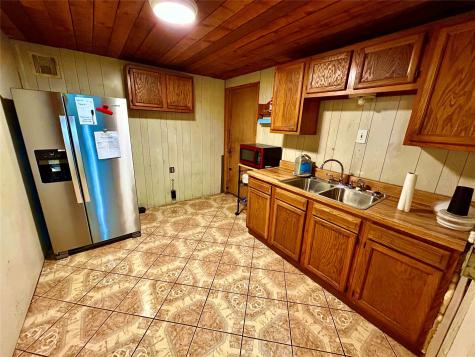 8766 Beauxart Garden Road Beaumont TX 77705