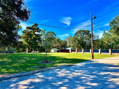 8766 Beauxart Garden Road Beaumont TX 77705