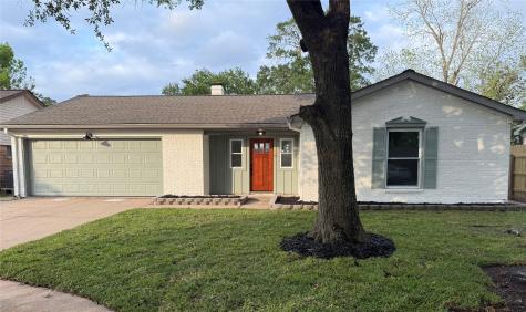 15607 La Casa Lane Houston TX 77062