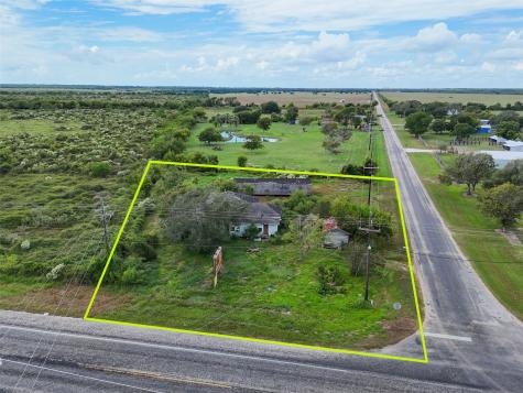 25 County Road 242 Matagorda TX 77457