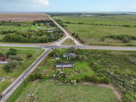 25 County Road 242 Matagorda TX 77457