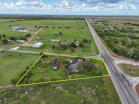 25 County Road 242 Matagorda TX 77457