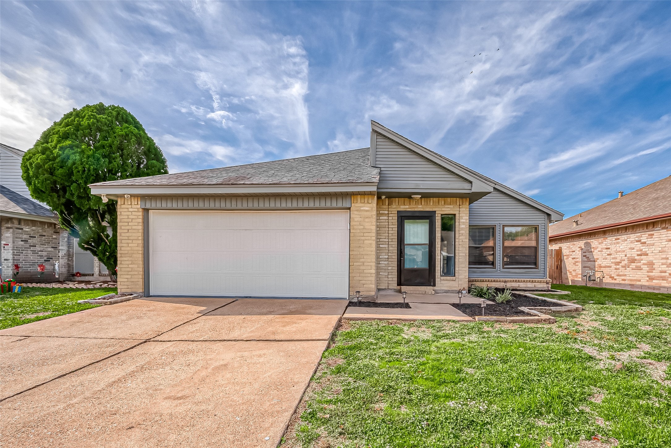 7026 Villa Del Sol Drive Houston TX 77083