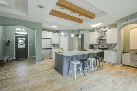 62 Ivy Court Jones Creek TX 77541