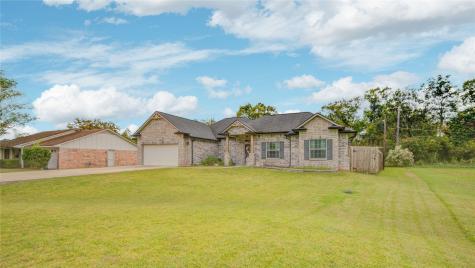 62 Ivy Court Jones Creek TX 77541