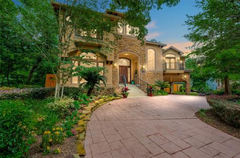 206 Walnut Bend Lane Houston TX 77042