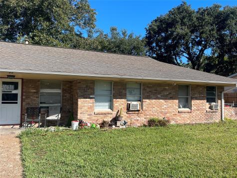 22 13th Avenue N Texas City TX 77590