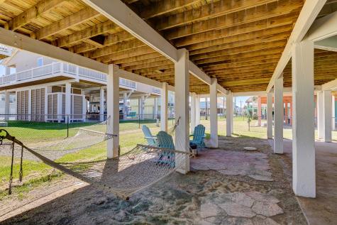 2332 Martinique Crystal Beach TX 77650