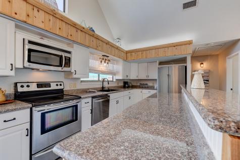 2332 Martinique Crystal Beach TX 77650