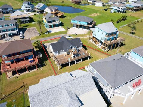 2332 Martinique Crystal Beach TX 77650