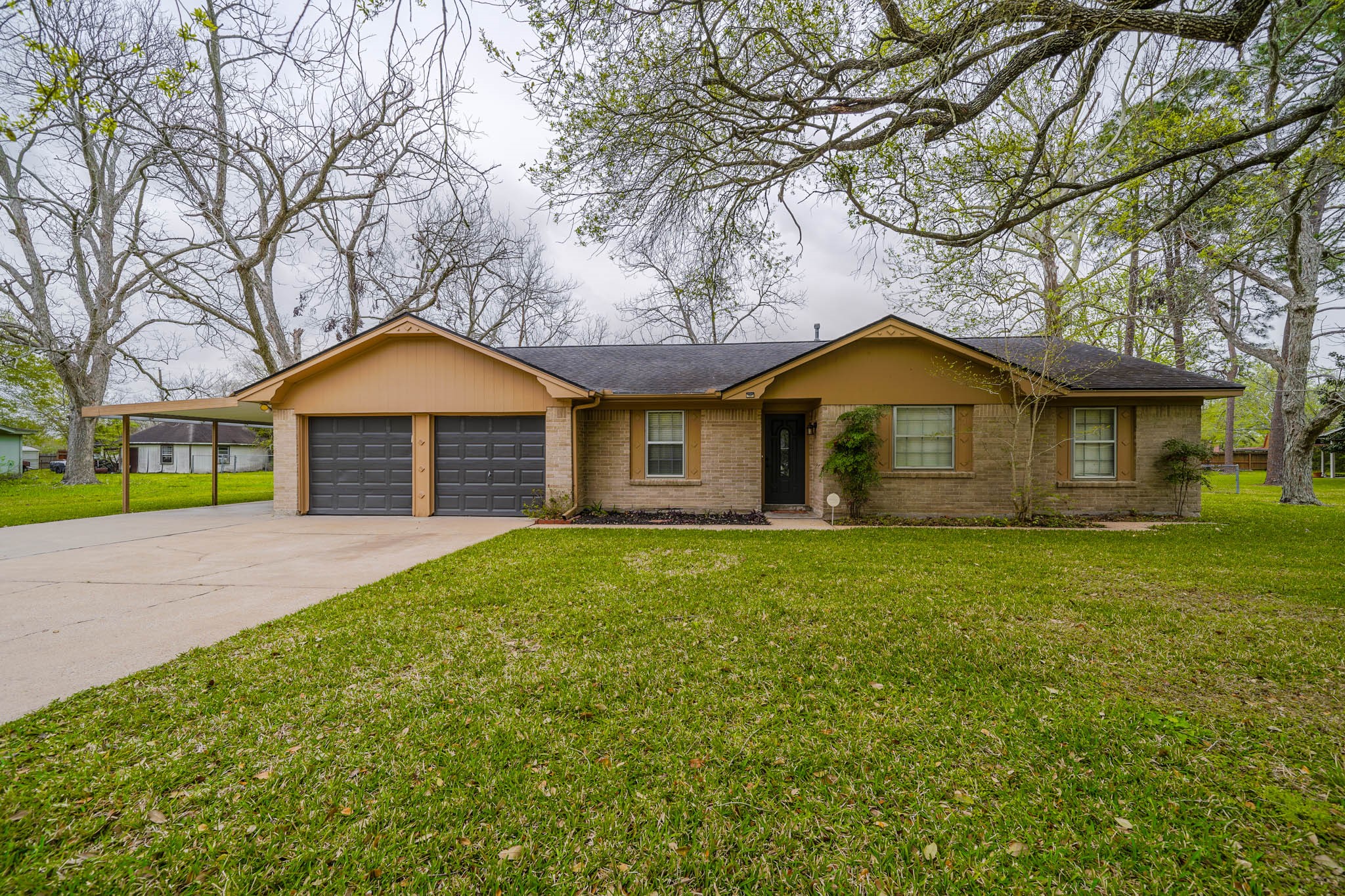2404 Westfield Street Alvin TX 77511