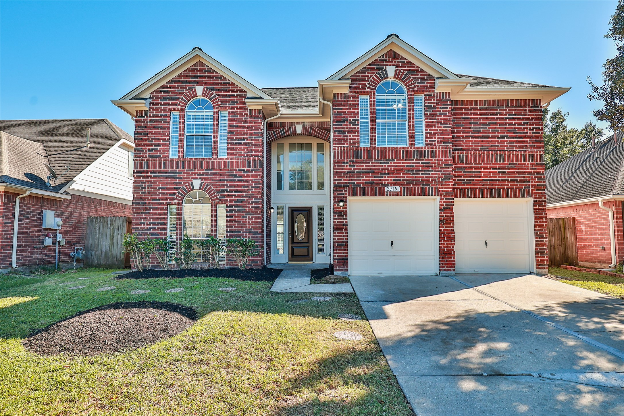2915 Sailors Moon Drive Friendswood TX 77546