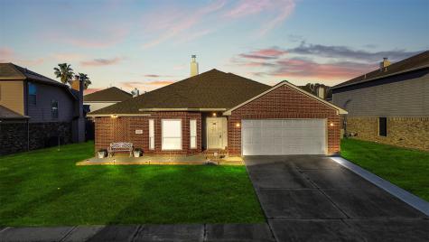 8018 Fox Street Baytown TX 77523