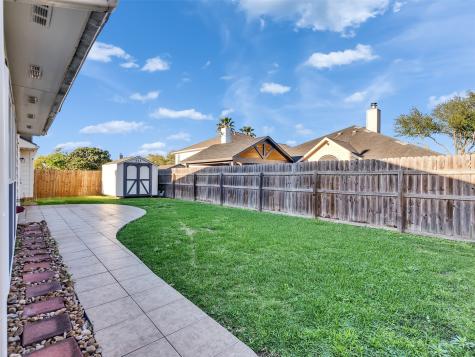 8018 Fox Street Baytown TX 77523