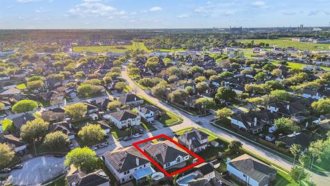 8018 Fox Street Baytown TX 77523