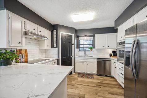 503 West Street Sealy TX 77474