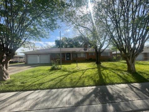 1946 1st Street N Texas City TX 77590