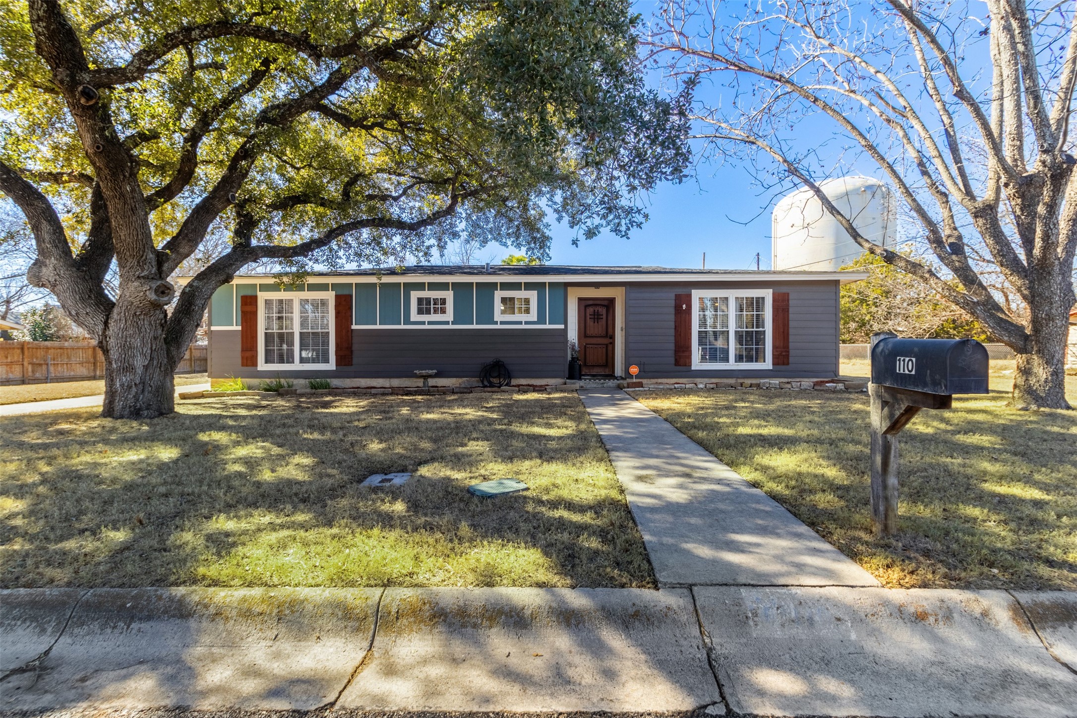 110 N Willis Street Lampasas TX 76550