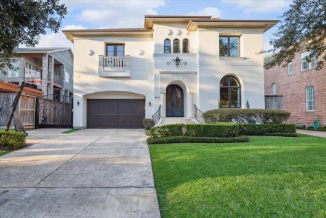 3814 Drummond Street Houston TX 77025