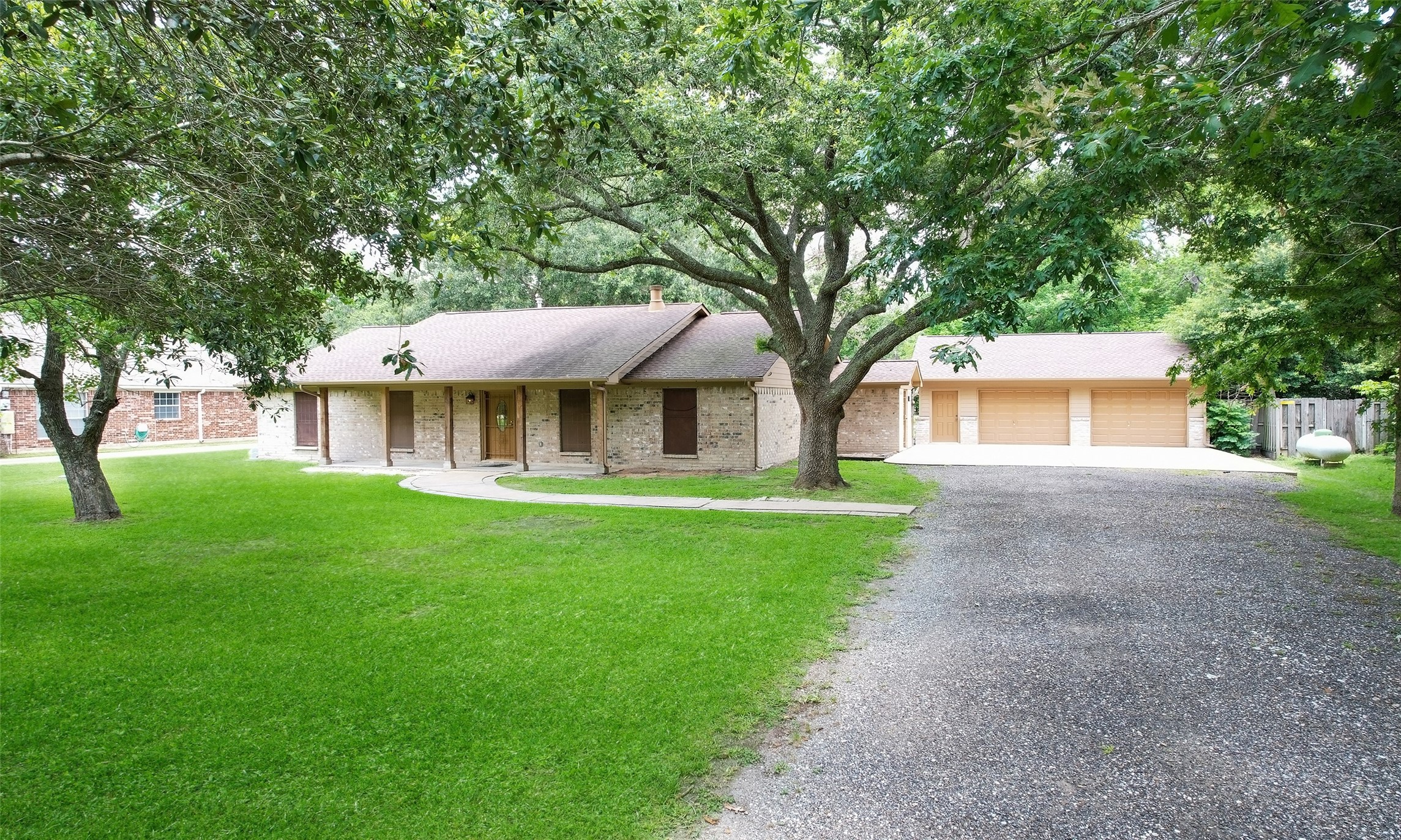 2129 Linda Lane Pearland TX 77584