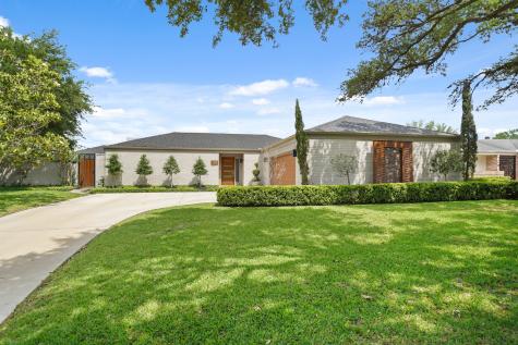 28 Charleston Street N Sugar Land TX 77478