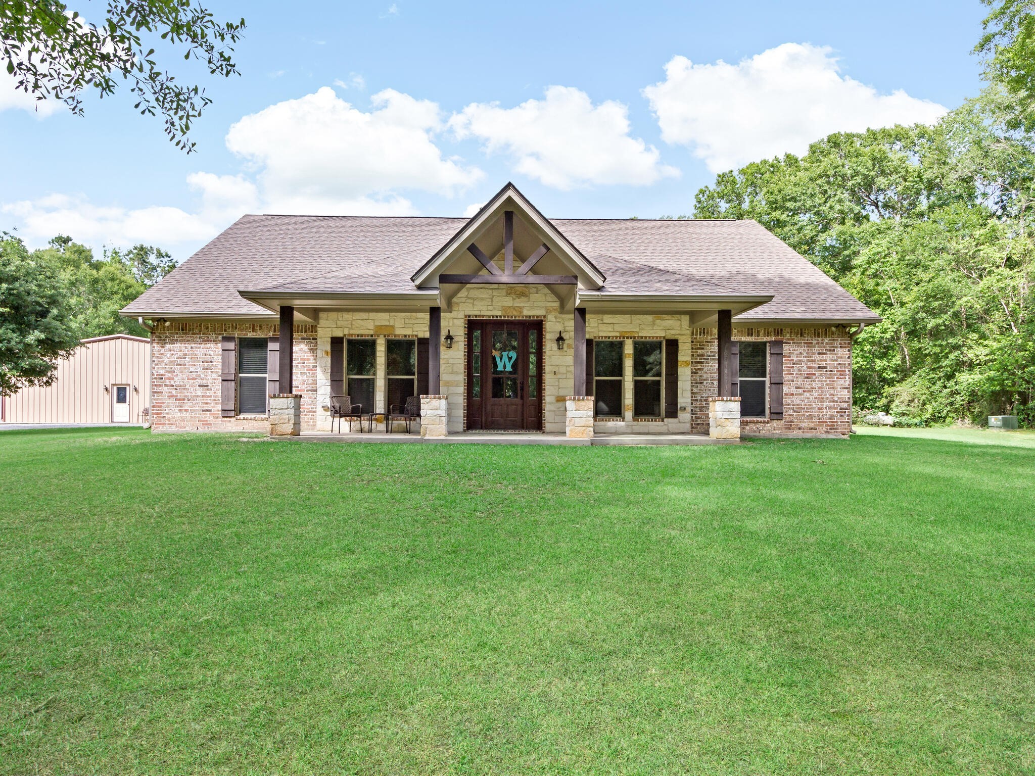 469 County Road 702 Buna TX 77612