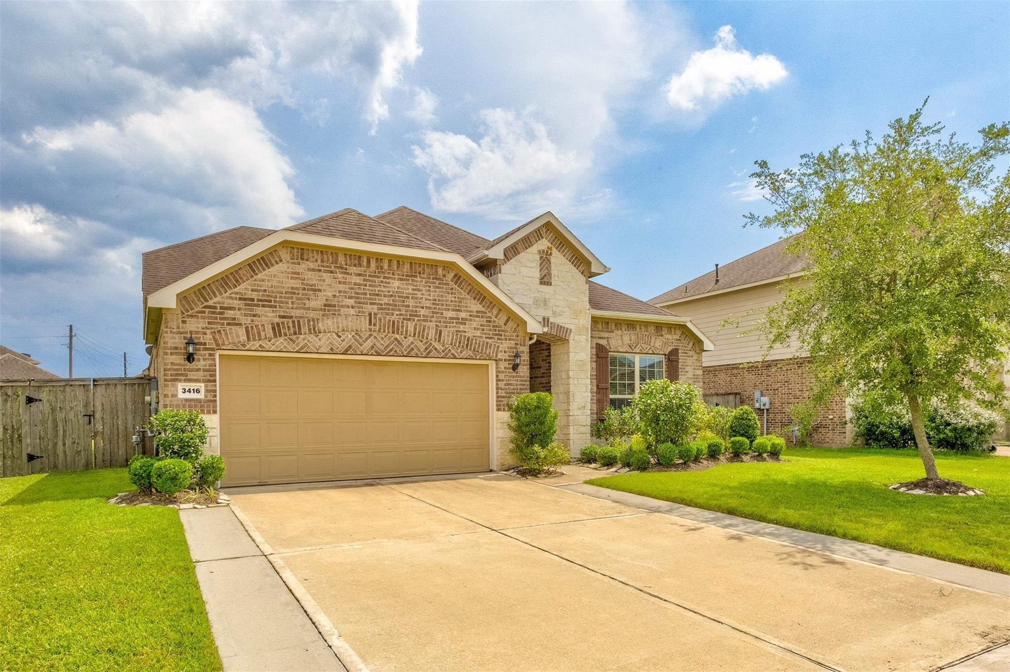 3416 Harvest Valley Lane Pearland TX 77581