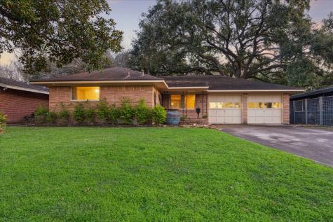 4539 Warm Springs Road Houston TX 77035