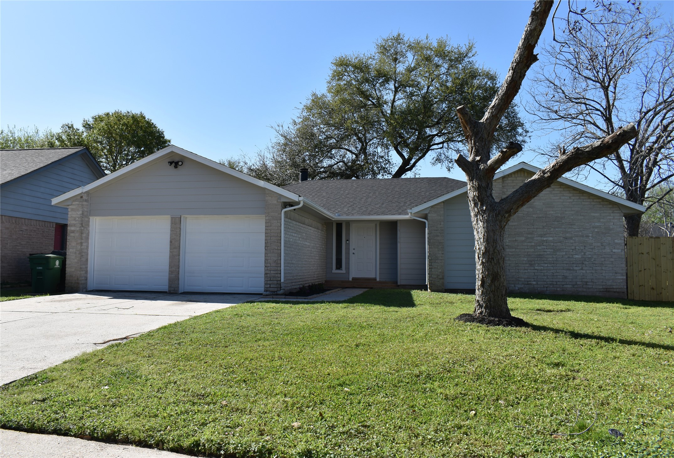 13806 Grosvenor Street Houston TX 77034