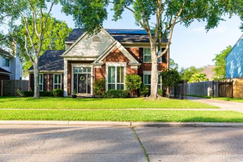 104 Sea Mist Drive League City TX 77573